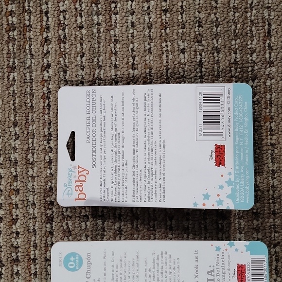Disney Mickey Mouse pacifier & pacifier holder New in box BPA free 0 months + - Picture 6 of 9